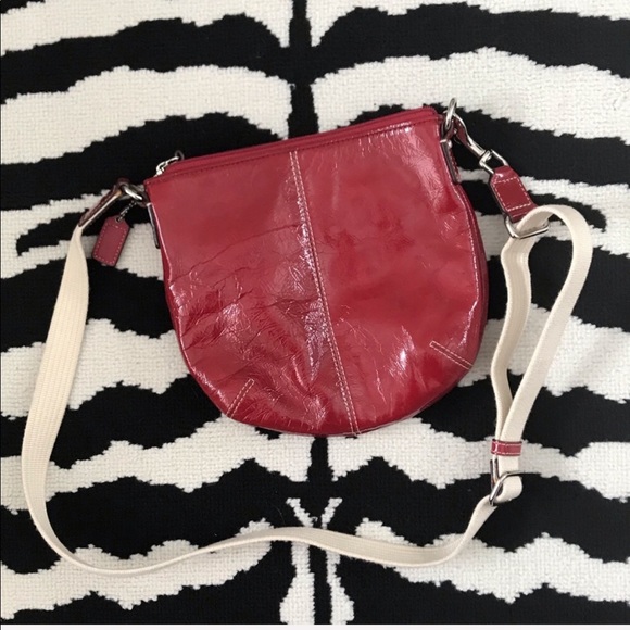 Coach Red Patent Pleated Swing-pack Bag - Picture 3 of 6